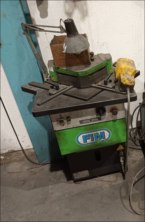 FIM hjørneudklinker